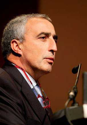 Dr. Javier Salas Puig